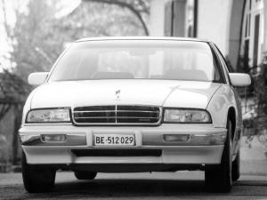 Buick Regal Sedan 1990 года